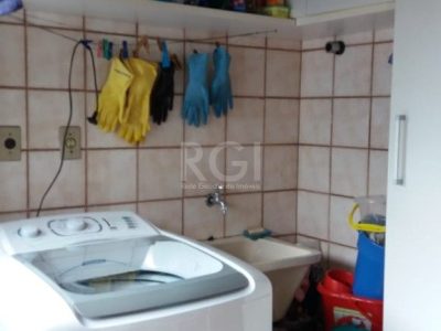 Cobertura à venda com 157m², 3 quartos, 2 vagas no bairro Jardim Itu em Porto Alegre - Foto 24