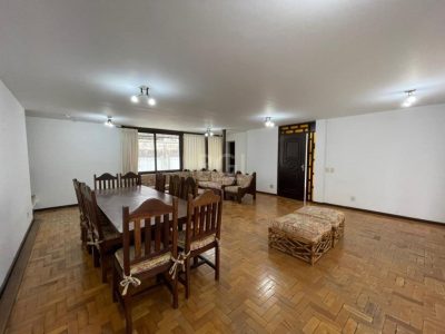 Apartamento à venda com 71m², 2 quartos, 1 suíte, 1 vaga no bairro Rio Branco em Porto Alegre - Foto 12