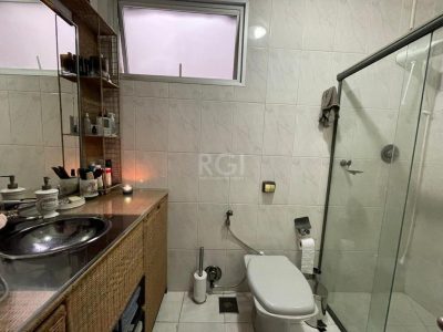 Apartamento à venda com 71m², 2 quartos, 1 suíte, 1 vaga no bairro Rio Branco em Porto Alegre - Foto 8