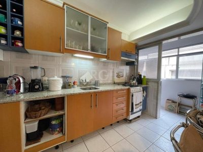 Apartamento à venda com 71m², 2 quartos, 1 suíte, 1 vaga no bairro Rio Branco em Porto Alegre - Foto 3