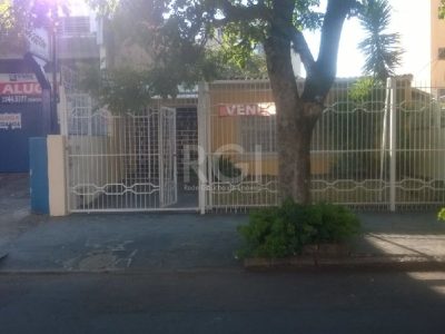 Casa à venda com 250m², 3 quartos, 1 suíte, 2 vagas no bairro Cristo Redentor em Porto Alegre - Foto 10