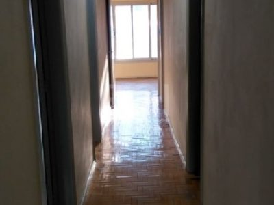 Casa à venda com 250m², 3 quartos, 1 suíte, 2 vagas no bairro Cristo Redentor em Porto Alegre - Foto 5