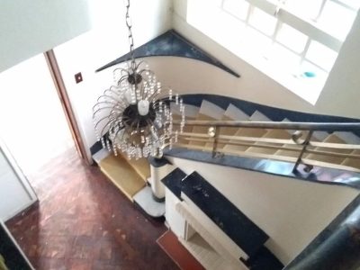 Casa à venda com 485m², 5 quartos, 1 suíte, 1 vaga no bairro Petrópolis em Porto Alegre - Foto 19