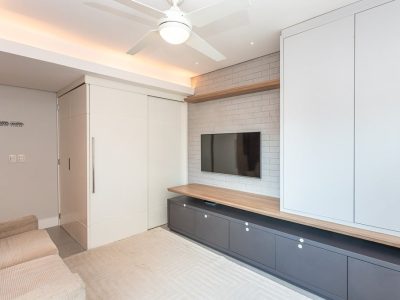 Cobertura à venda com 216m², 4 quartos, 1 suíte, 2 vagas no bairro Petrópolis em Porto Alegre - Foto 25