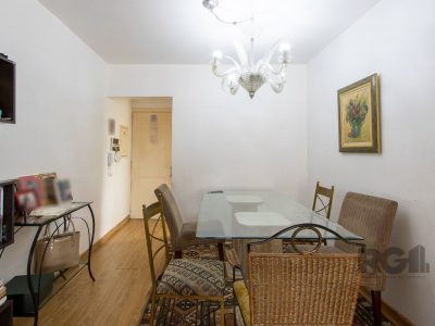 Apartamento à venda com 84m², 3 quartos, 1 suíte, 2 vagas no bairro Azenha em Porto Alegre - Foto 13