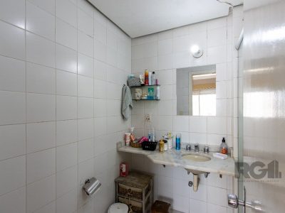 Apartamento à venda com 84m², 3 quartos, 1 suíte, 2 vagas no bairro Azenha em Porto Alegre - Foto 29