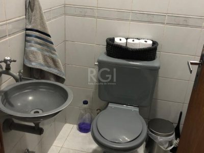 Cobertura à venda com 100m², 3 quartos, 1 suíte, 2 vagas no bairro Petrópolis em Porto Alegre - Foto 12