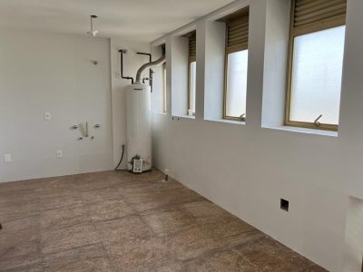 Apartamento à venda com 547m², 4 quartos, 1 suíte, 4 vagas no bairro Floresta em Porto Alegre - Foto 39