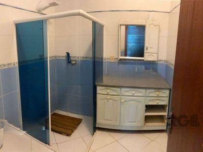 Casa à venda com 158m², 3 quartos, 1 suíte, 5 vagas no bairro Jardim Itu em Porto Alegre - Foto 12