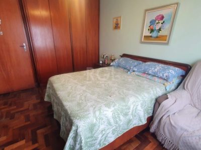 Apartamento à venda com 104m², 3 quartos, 1 suíte, 1 vaga no bairro Vila Ipiranga em Porto Alegre - Foto 26