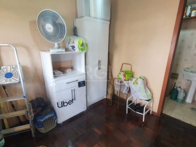 Apartamento à venda com 104m², 3 quartos, 1 suíte, 1 vaga no bairro Vila Ipiranga em Porto Alegre - Foto 34