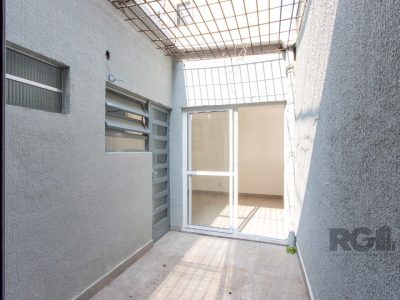 Casa à venda com 100m², 3 quartos, 2 suítes, 1 vaga no bairro Cidade Baixa em Porto Alegre - Foto 20