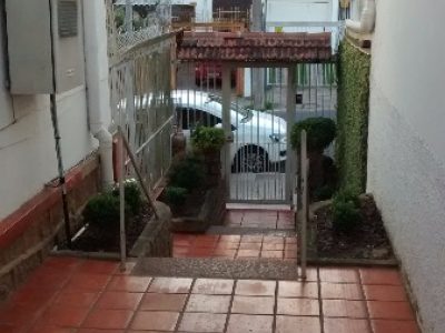 Casa à venda com 400m², 3 quartos, 1 suíte, 2 vagas no bairro Glória em Porto Alegre - Foto 23