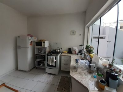 Casa à venda com 200m², 3 quartos no bairro Petrópolis em Porto Alegre - Foto 4