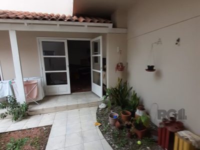 Casa à venda com 200m², 3 quartos no bairro Petrópolis em Porto Alegre - Foto 11