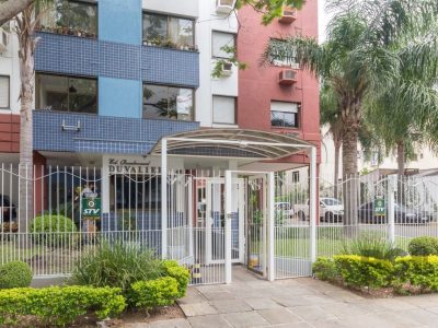 Apartamento à venda com 90m², 3 quartos, 1 suíte, 1 vaga no bairro São João em Porto Alegre - Foto 3