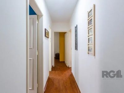 Cobertura à venda com 125m², 3 quartos, 1 suíte, 2 vagas no bairro Petrópolis em Porto Alegre - Foto 5