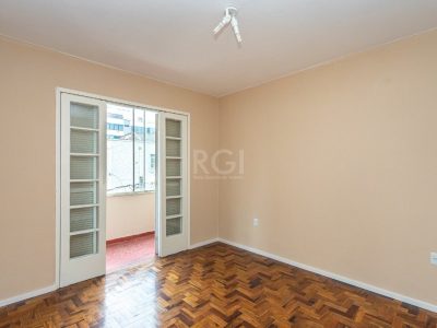 Apartamento à venda com 70m², 2 quartos no bairro Menino Deus em Porto Alegre - Foto 8