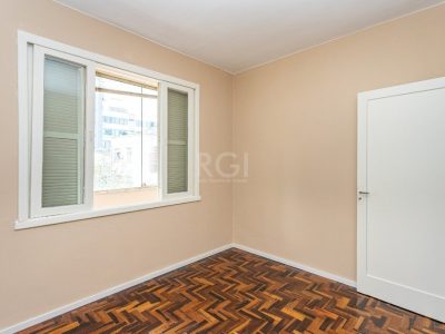 Apartamento à venda com 70m², 2 quartos no bairro Menino Deus em Porto Alegre - Foto 17