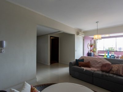 Apartamento à venda com 95m², 3 quartos, 1 suíte, 2 vagas no bairro Tristeza em Porto Alegre - Foto 8