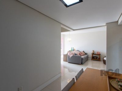 Apartamento à venda com 95m², 3 quartos, 1 suíte, 2 vagas no bairro Tristeza em Porto Alegre - Foto 25