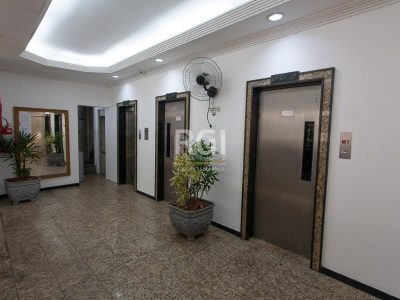 Apartamento à venda com 50m², 2 quartos no bairro Centro Histórico em Porto Alegre - Foto 3