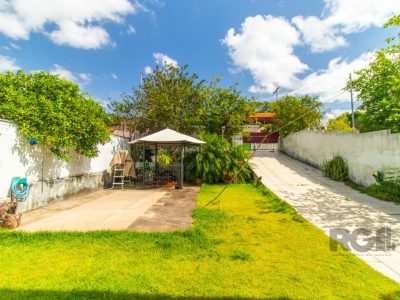 Casa à venda com 297m², 3 quartos, 3 vagas no bairro Santa Tereza em Porto Alegre - Foto 50