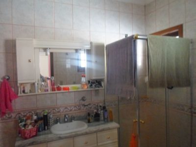 Casa à venda com 400m², 6 quartos, 2 suítes, 5 vagas no bairro Santo Antônio em Porto Alegre - Foto 6