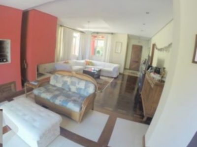 Casa à venda com 275m², 4 quartos, 1 suíte, 4 vagas no bairro Ipanema em Porto Alegre - Foto 2