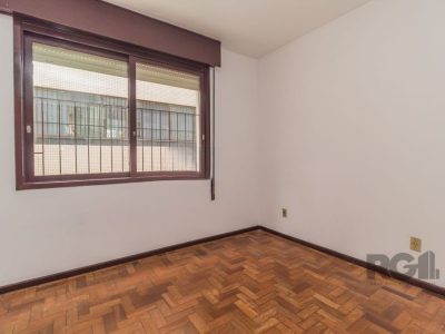 Apartamento à venda com 115m², 3 quartos, 1 suíte, 1 vaga no bairro Petrópolis em Porto Alegre - Foto 16