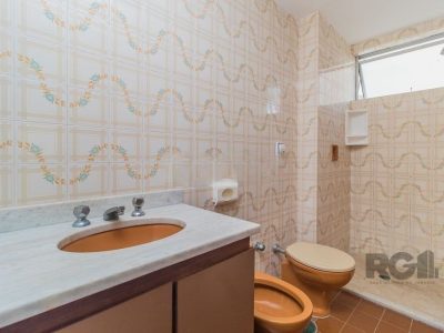 Apartamento à venda com 115m², 3 quartos, 1 suíte, 1 vaga no bairro Petrópolis em Porto Alegre - Foto 20