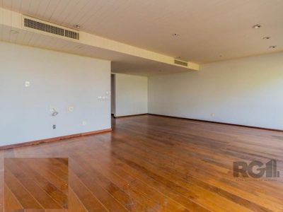 Apartamento à venda com 182m², 3 quartos, 2 suítes, 2 vagas no bairro Moinhos de Vento em Porto Alegre - Foto 4