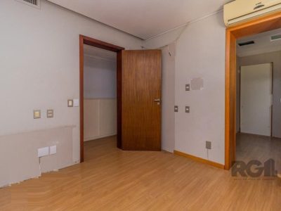 Apartamento à venda com 182m², 3 quartos, 2 suítes, 2 vagas no bairro Moinhos de Vento em Porto Alegre - Foto 14