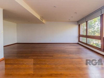 Apartamento à venda com 182m², 3 quartos, 2 suítes, 2 vagas no bairro Moinhos de Vento em Porto Alegre - Foto 3