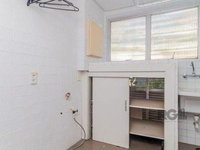 Apartamento à venda com 182m², 3 quartos, 2 suítes, 2 vagas no bairro Moinhos de Vento em Porto Alegre - Foto 10