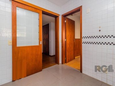 Apartamento à venda com 182m², 3 quartos, 2 suítes, 2 vagas no bairro Moinhos de Vento em Porto Alegre - Foto 7