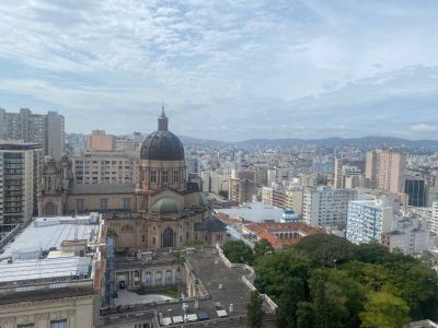 Apartamento à venda com 405m², 4 quartos, 1 suíte, 1 vaga no bairro Centro Histórico em Porto Alegre - Foto 8