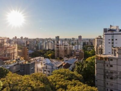 Cobertura à venda com 273m², 3 quartos, 1 suíte, 2 vagas no bairro Moinhos de Vento em Porto Alegre - Foto 36