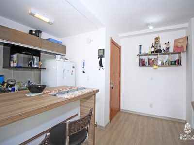 Apartamento à venda com 61m², 2 quartos, 1 suíte, 1 vaga no bairro Jardim Carvalho em Porto Alegre - Foto 4