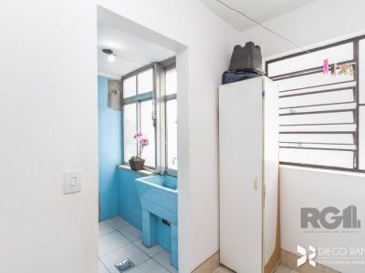 Apartamento à venda com 88m², 3 quartos, 1 vaga no bairro Medianeira em Porto Alegre - Foto 7