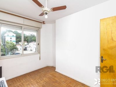 Apartamento à venda com 88m², 3 quartos, 1 vaga no bairro Medianeira em Porto Alegre - Foto 11