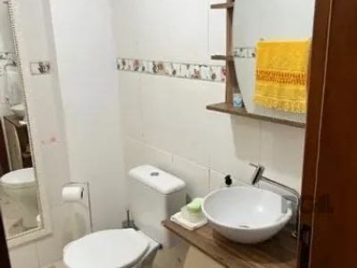 Casa à venda com 205m², 3 quartos, 1 suíte, 4 vagas no bairro Partenon em Porto Alegre - Foto 8