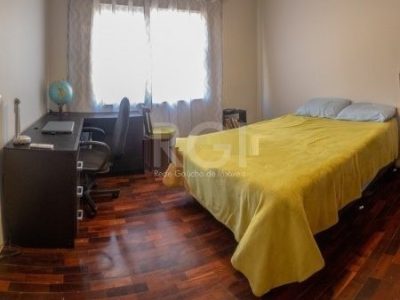 Apartamento à venda com 119m², 3 quartos, 1 suíte, 3 vagas no bairro Floresta em Porto Alegre - Foto 9