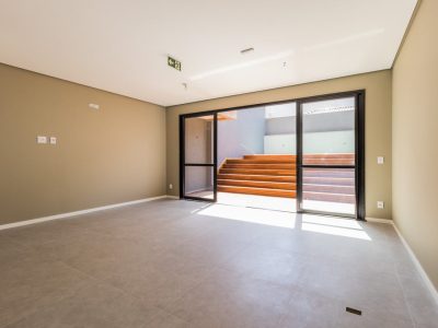 Apartamento à venda com 130m², 3 quartos, 3 suítes, 3 vagas no bairro Petrópolis em Porto Alegre - Foto 82