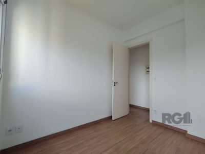 Apartamento à venda com 65m², 3 quartos, 1 suíte, 2 vagas no bairro Partenon em Porto Alegre - Foto 6