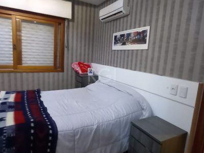 Apartamento à venda com 75m², 2 quartos, 1 suíte, 2 vagas no bairro São Sebastião em Porto Alegre - Foto 13