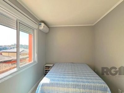 Apartamento à venda com 77m², 3 quartos, 1 vaga no bairro Medianeira em Porto Alegre - Foto 21