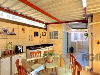 Apartamento à venda com 77m², 3 quartos, 1 vaga no bairro Medianeira em Porto Alegre - Foto 36