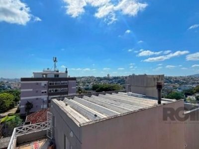 Apartamento à venda com 77m², 3 quartos, 1 vaga no bairro Medianeira em Porto Alegre - Foto 49