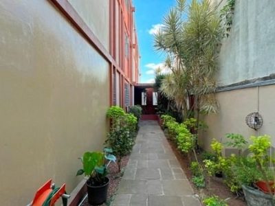 Apartamento à venda com 77m², 3 quartos, 1 vaga no bairro Medianeira em Porto Alegre - Foto 47